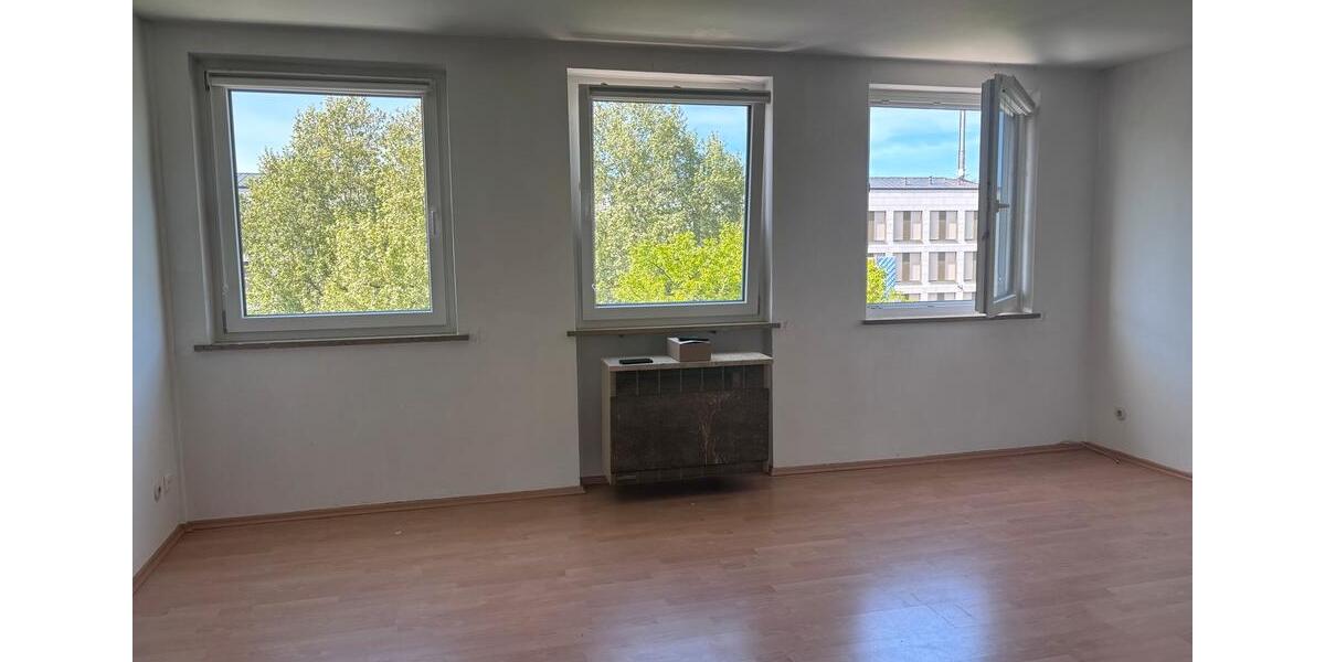Etagenwohnung Nürnberg Altstadt, St. Lorenz - 1 Zimmer, 50 m&sup2;, 670&euro; | Angebot:26548462