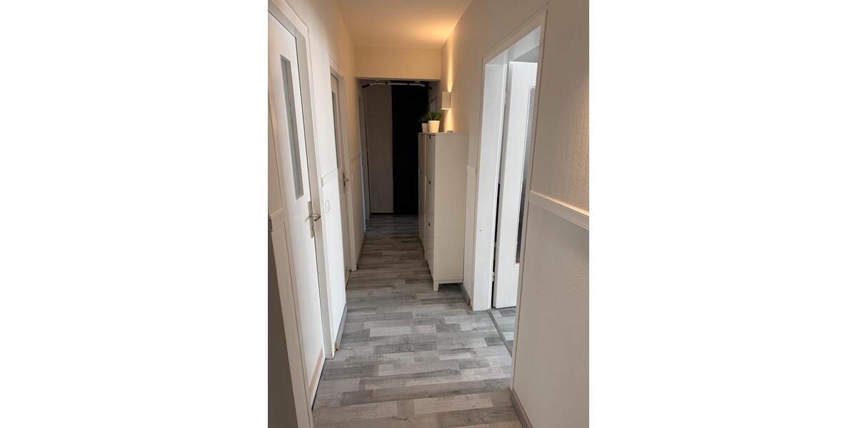 Etagenwohnung Baunatal - 3 Zimmer, 75 m&sup2;, 1.016&euro; | Angebot:25962809