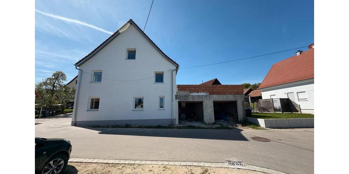 Doppelhaushälfte Osterberg - 6 Zimmer, 120 m&sup2;, 1.200&euro; | Angebot:26095350