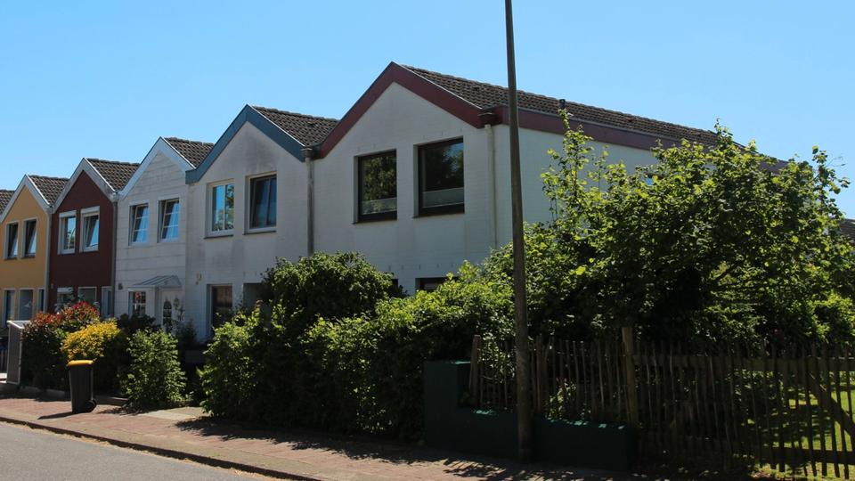 Einfamilienhaus Pinneberg - 5 Zimmer, 131 m&sup2;, 2.000&euro; | Angebot:26043862