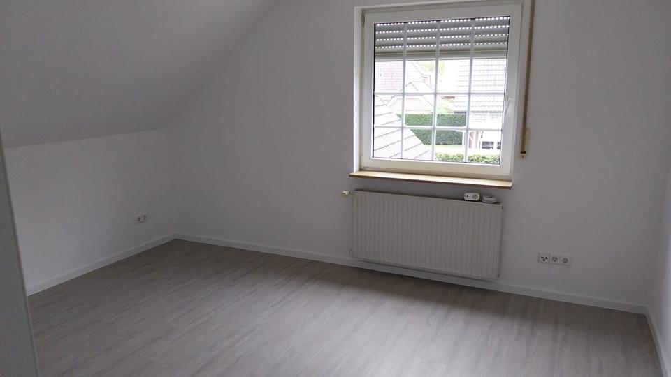 Maisonettenwohnung Pfullingen - 3.5 Zimmer, 131 m&sup2;, 950&euro; | Angebot:26581377