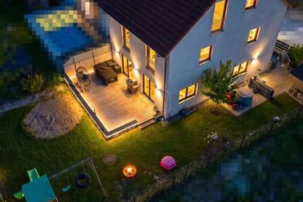 Haus Jesenwang - 6 Zimmer, 184 m&sup2;, 2.750&euro; | Angebot:26965511