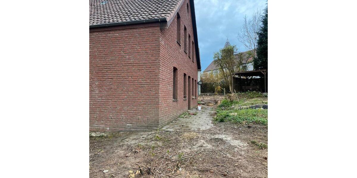 Einfamilienhaus Melle Bruchmühlen - 12 Zimmer, 230 m&sup2;, 1.200&euro; | Angebot:26225568