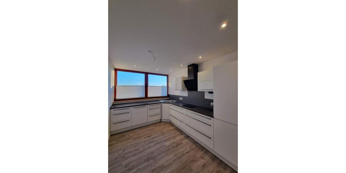 Etagenwohnung Cloppenburg - 4 Zimmer, 140 m&sup2;, 1.200&euro; | Angebot:24711293