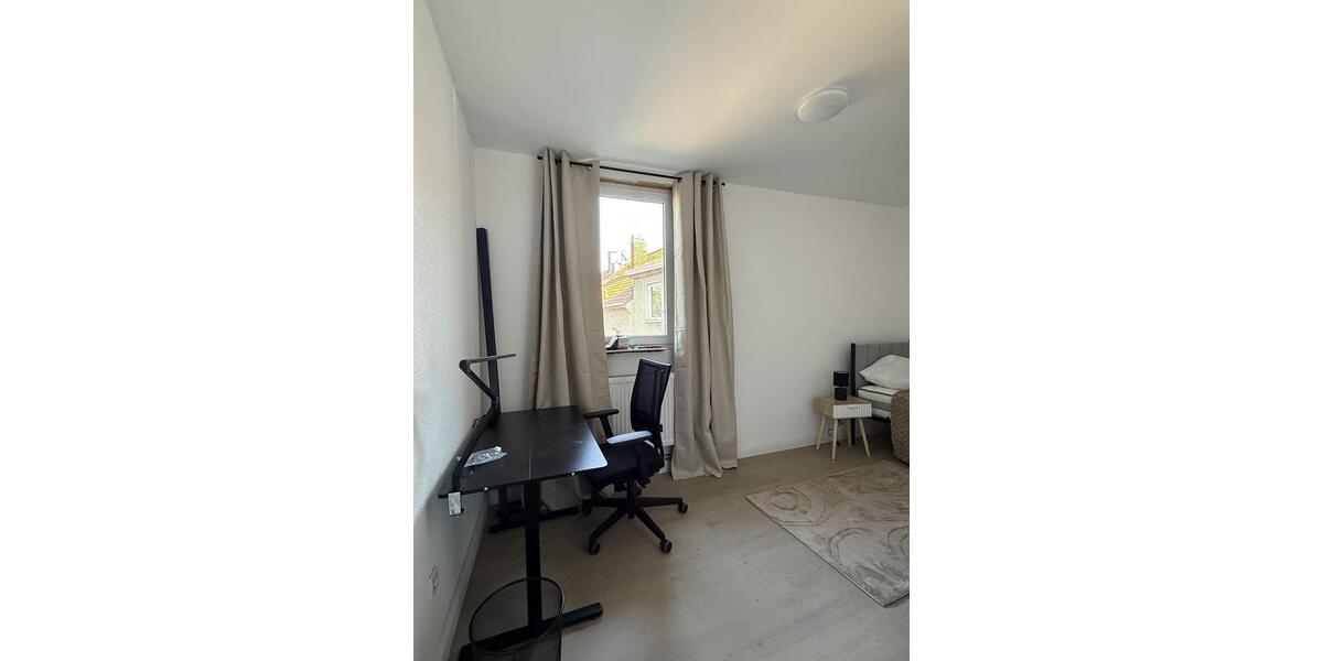 Wohnen auf Zeit Apolda - 1 Zimmer, 103 m&sup2;, 295&euro; | Angebot:25719031