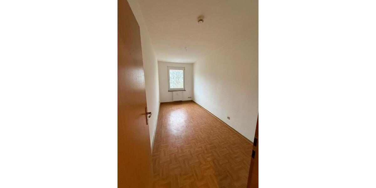 Etagenwohnung Bad Salzungen - 3 Zimmer, 61 m&sup2;, 490&euro; | Angebot:25903546