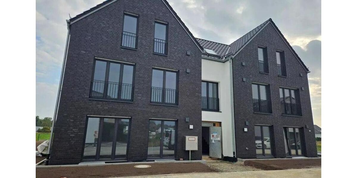 Dachgeschoßwohnung Lippstadt Bad Waldliesborn - 3 Zimmer, 82 m&sup2;, 1.025&euro; | Angebot:25491131