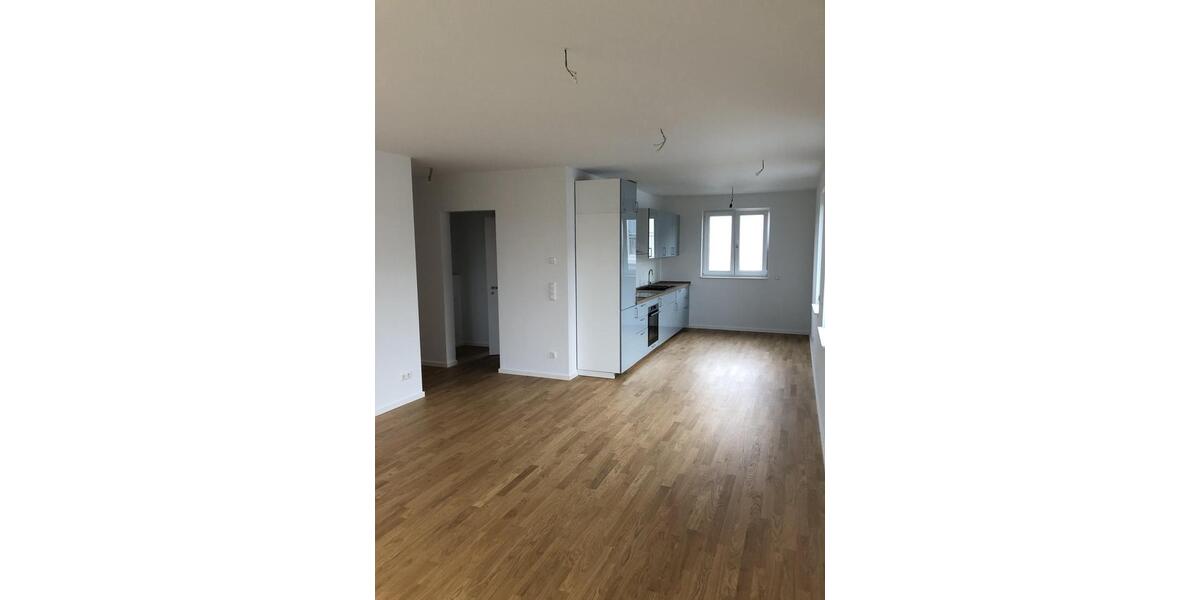 Etagenwohnung Bernau bei Berlin - 4 Zimmer, 101 m&sup2;, 1.549&euro; | Angebot:24756874