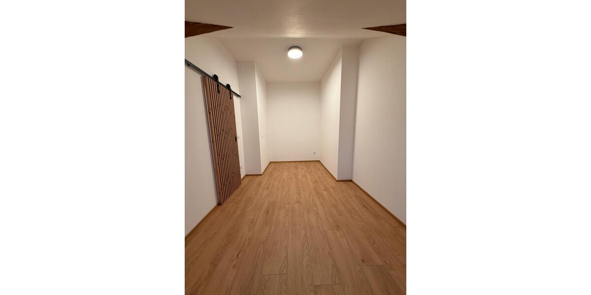 Etagenwohnung Geiselhöring - 2 Zimmer, 67 m&sup2;, 715&euro; | Angebot:26671321