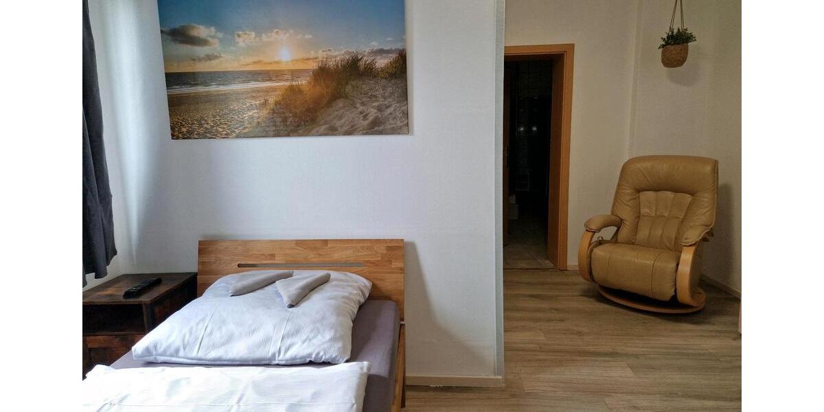 Wohnen auf Zeit Moers Rheinkamp - 15 Zimmer, 15 m&sup2;, 55&euro; | Angebot:24354602