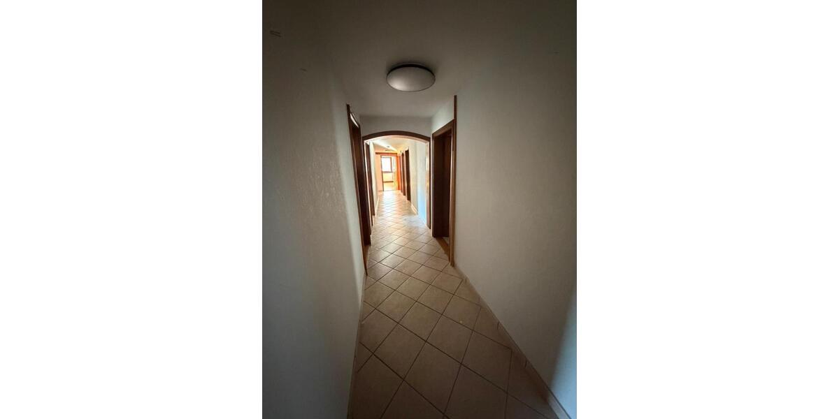 Etagenwohnung Gernsbach - 5 Zimmer, 145 m&sup2;, 1.740&euro; | Angebot:26235948