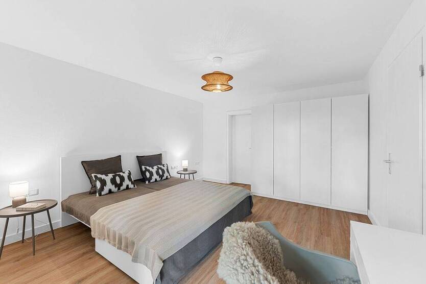 Stilvoll möblierte 2 Zimmerwohnung mit Garten und Terrasse
