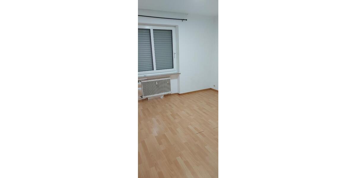 Etagenwohnung Bitburg - 4 Zimmer, 100 m&sup2;, 965&euro; | Angebot:24981463