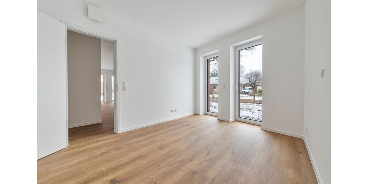 Erdgeschoßwohnung Oldenburg Bloherfelde - 2 Zimmer, 67 m&sup2;, 990&euro; | Angebot:24676306