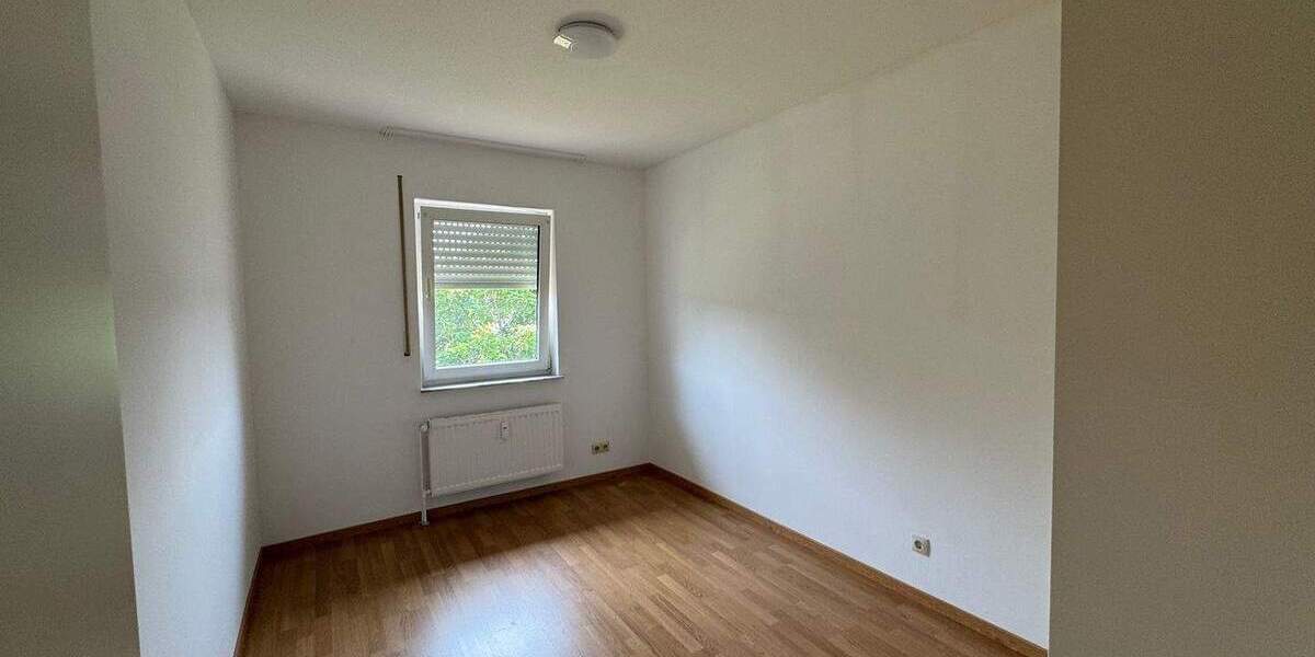 Reihenmittelhaus Binsfeld - 4 Zimmer, 122 m&sup2;, 979&euro; | Angebot:25693097