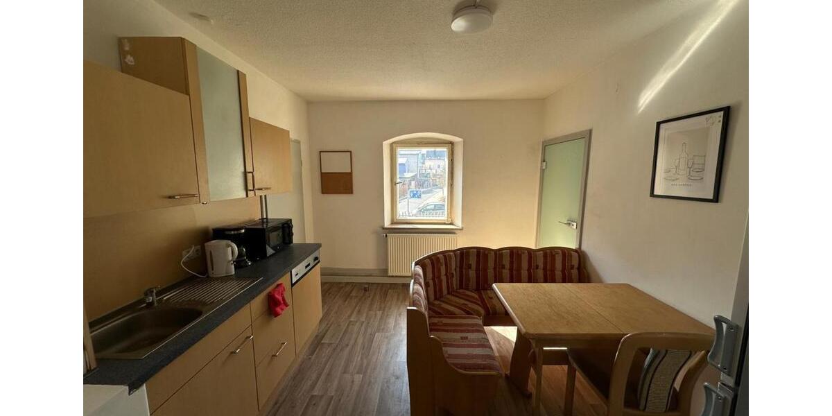 Wohnen auf Zeit Wunsiedel - 10 Zimmer, 70 m&sup2;, 25&euro; | Angebot:23569877