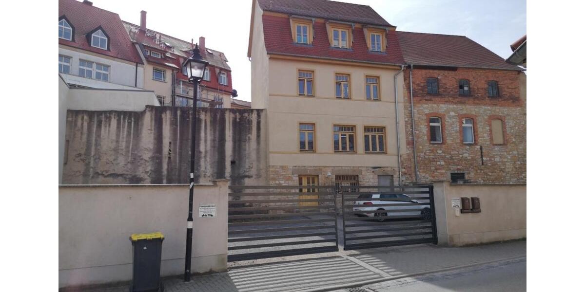 Dachgeschoßwohnung Querfurt - 3 Zimmer, 60 m&sup2;, 340&euro; | Angebot:25887272