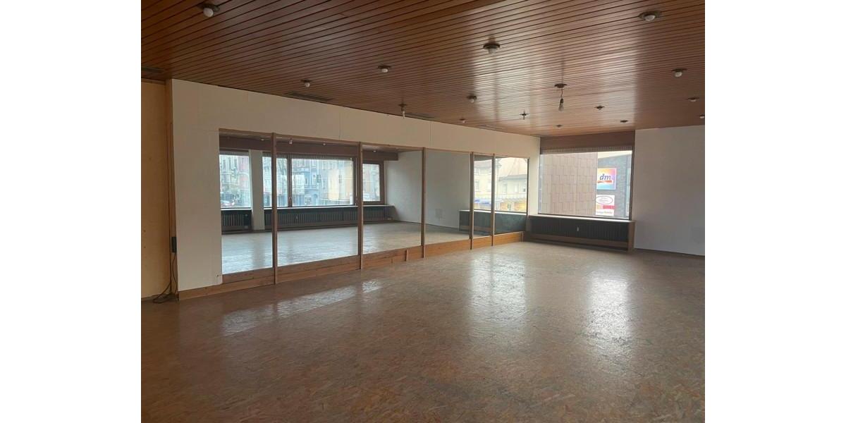 Zentrale Gewerbefläche zu vermieten! zimmer