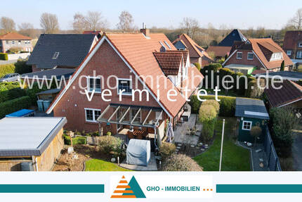 Wer sagt, dass man paradiesisches Wohnen mit großem Garten und Doppelcarport nicht mieten kann? 4 zimmer