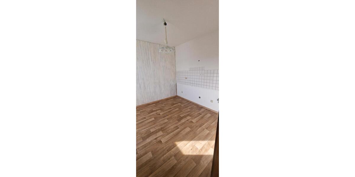 Etagenwohnung Landshut Landshut-West - 2 Zimmer, 76 m&sup2;, 850&euro; | Angebot:24392992