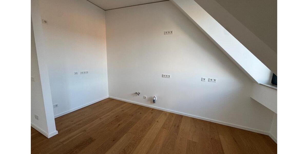 Etagenwohnung München Ludwigsvorstadt-Isarvorstadt - 4 Zimmer, 162 m&sup2;, 3.240&euro; | Angebot:25638267