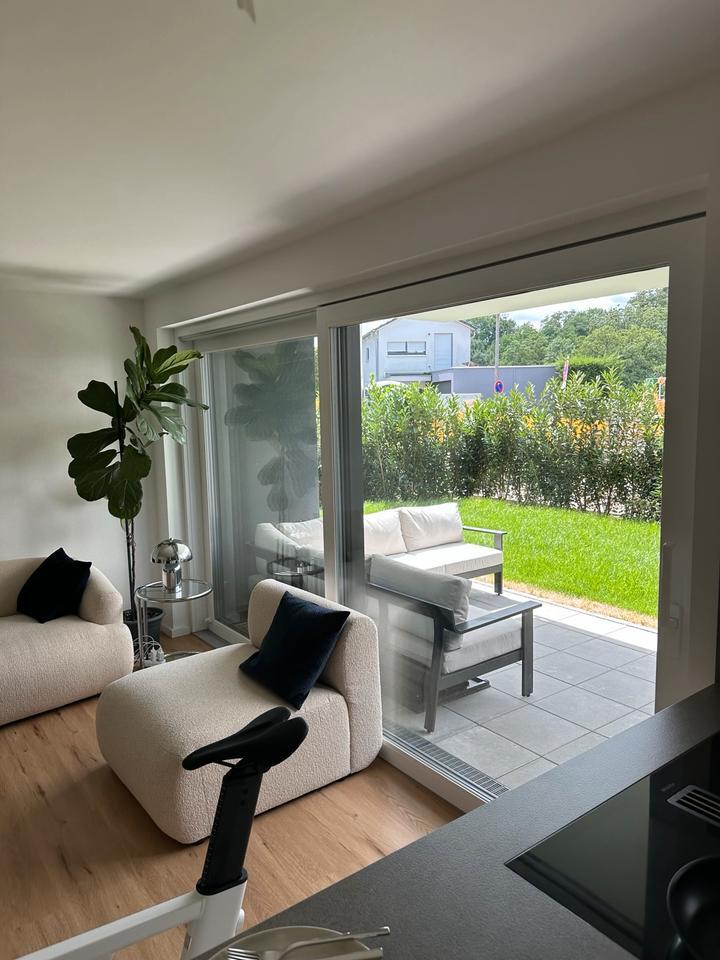 Moderne 3,5-Zimmer-NeubauWohnung (KfW 55) mit Terrasse und Garten