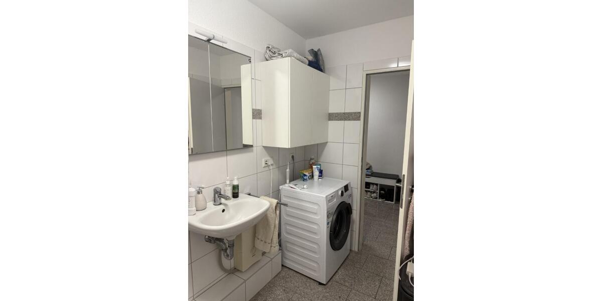 Etagenwohnung Krefeld - 1 Zimmer, 42 m&sup2;, 450&euro; | Angebot:24947579