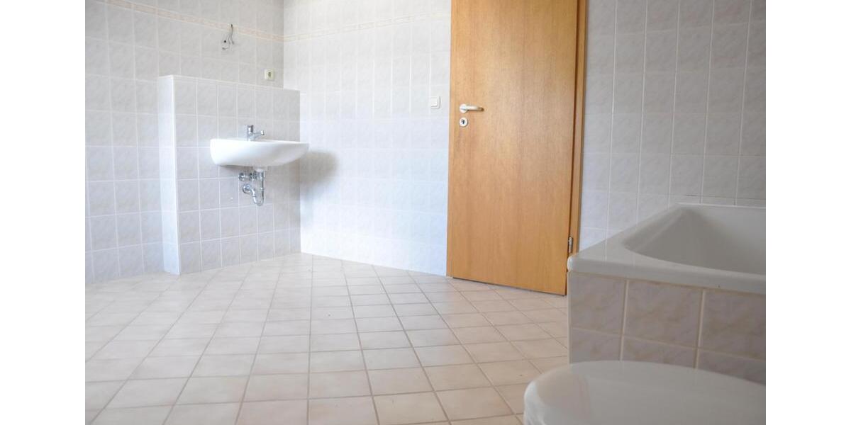 Etagenwohnung Bad Elster - 2 Zimmer, 54 m&sup2;, 325&euro; | Angebot:24426461