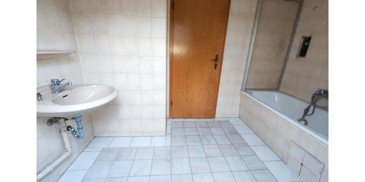 Dachgeschoßwohnung Annaberg-Buchholz Buchholz - 3 Zimmer, 55 m&sup2;, 320&euro; | Angebot:26424153