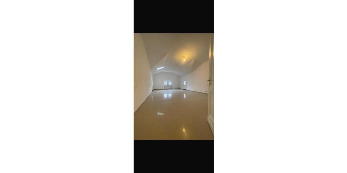 Dachgeschoßwohnung Wuppertal Brill - 3 Zimmer, 120 m&sup2;, 850&euro; | Angebot:26543511