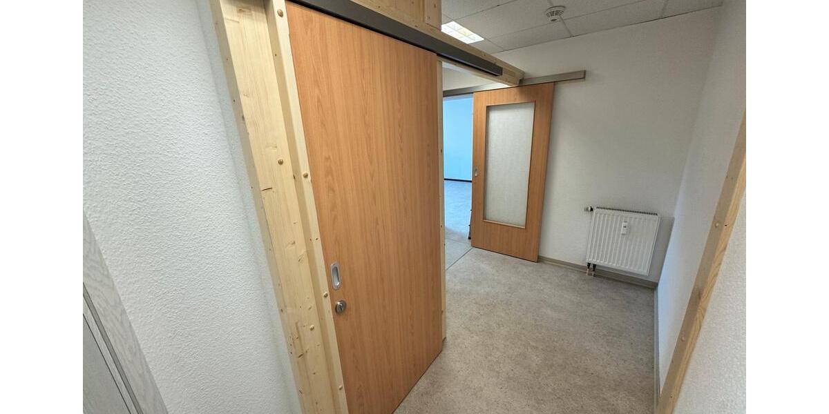 Etagenwohnung Arnstein - 3 Zimmer, 70 m&sup2;, 350&euro; | Angebot:25403587