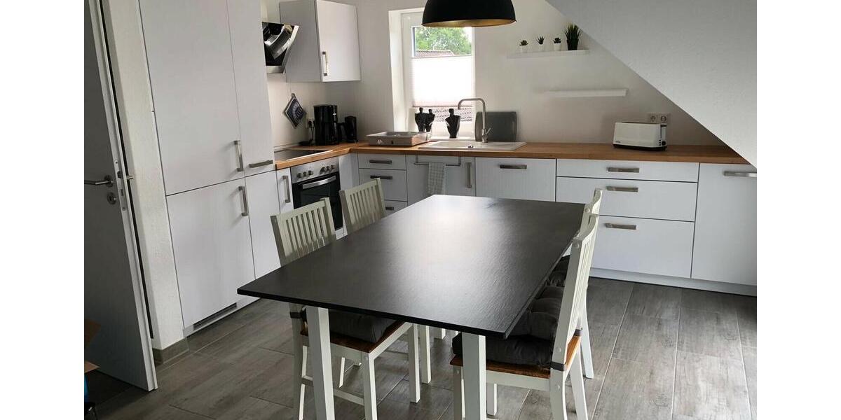 Wohnen auf Zeit Hude (Oldenburg) - 18 Zimmer, 400 m&sup2;, 20&euro; | Angebot:12327183