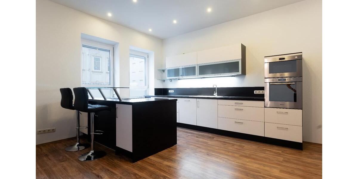 Etagenwohnung Simbach am Inn - 4 Zimmer, 128 m&sup2;, 900&euro; | Angebot:25005319