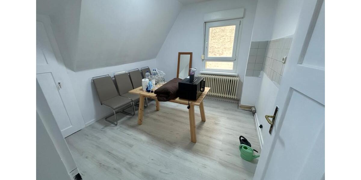 Dachgeschoßwohnung Friedrichsdorf - 2 Zimmer, 55 m&sup2;, 1.040&euro; | Angebot:26656472