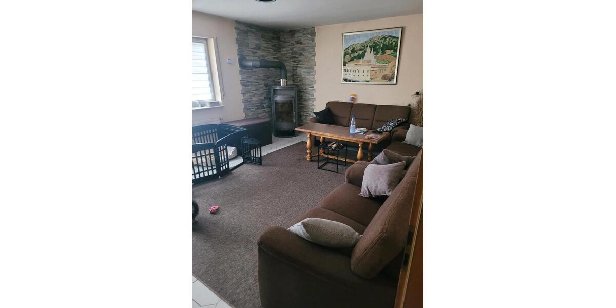 Etagenwohnung Gießen Wieseck - 3 Zimmer, 80 m&sup2;, 1.000&euro; | Angebot:25265496