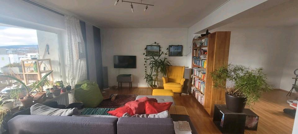 Wohnen auf Zeit Wiesbaden Südost - 3.5 Zimmer, 108 m&sup2;, 1.450&euro; | Angebot:26621067