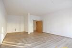 Etagenwohnung Hainichen - 3 Zimmer, 90 m&sup2;, 496&euro; | Angebot:26477168