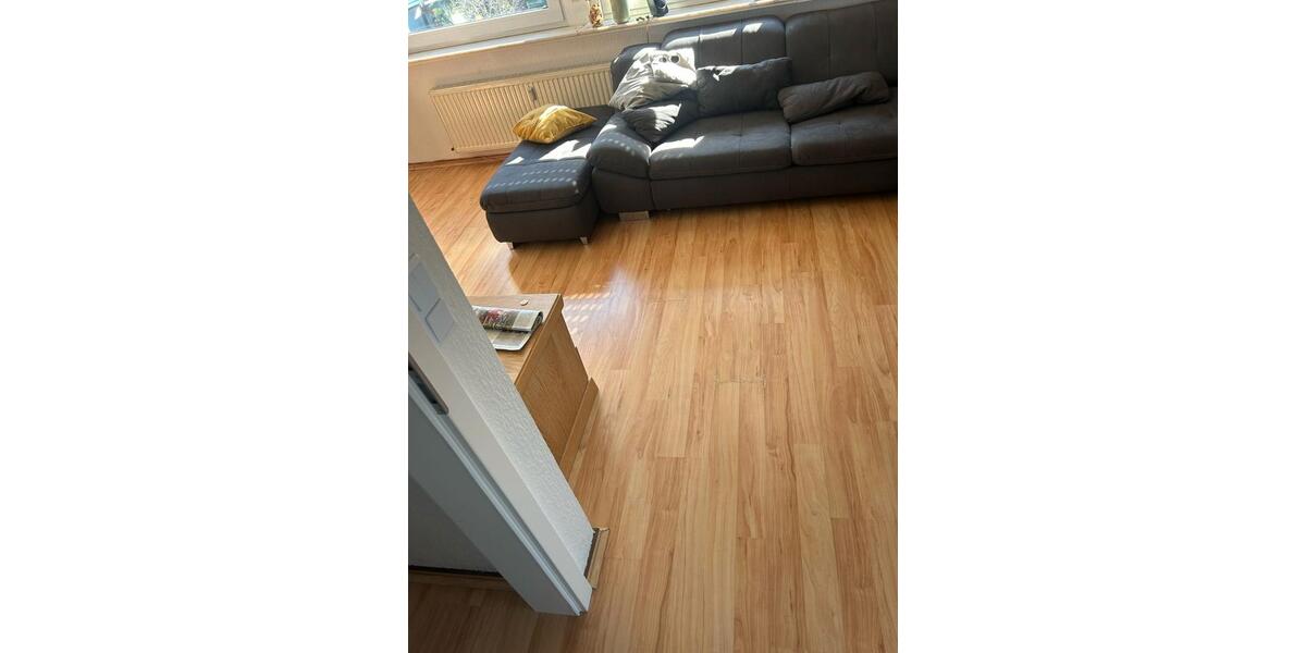 Dachgeschoßwohnung Harsewinkel - 3.5 Zimmer, 61 m&sup2;, 500&euro; | Angebot:26476675