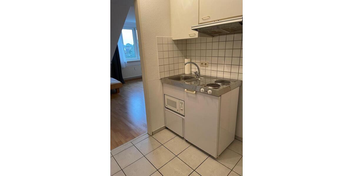 Dachgeschoßwohnung Karlsruhe Mühlburg - 1 Zimmer, 24 m&sup2;, 550&euro; | Angebot:24744013