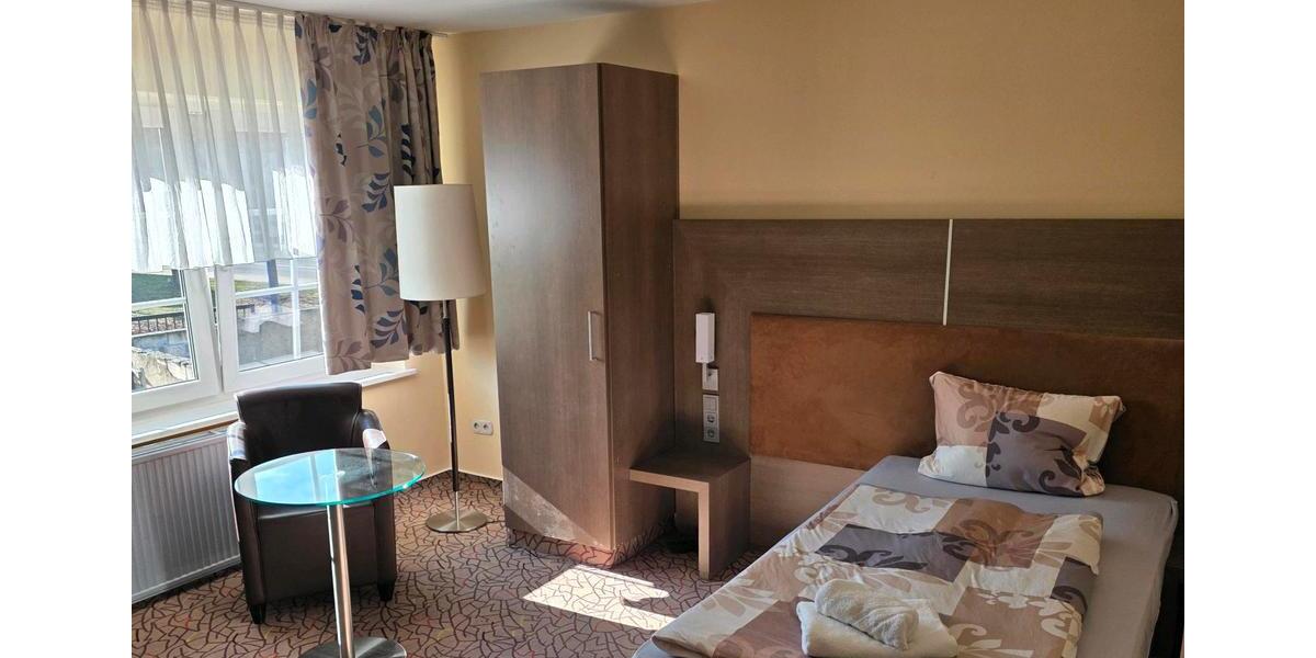 Wohnen auf Zeit Aschersleben - 3 Zimmer, 49 m&sup2;, 550&euro; | Angebot:25401961