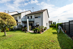 Einfamilienhaus mit traumhaftem Garten