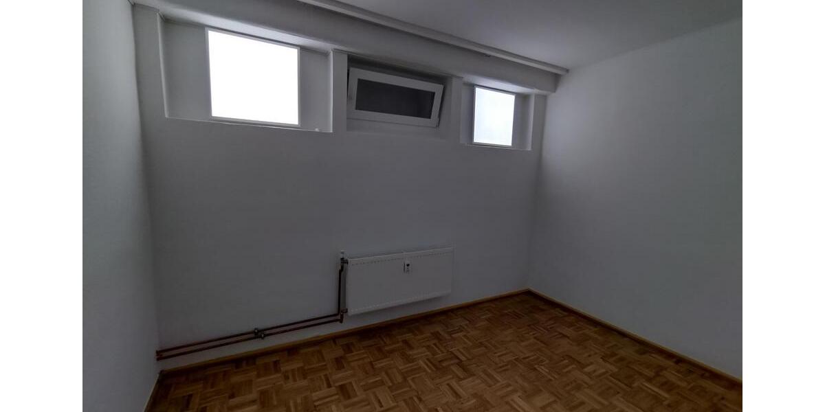 Erdgeschoßwohnung Bad Herrenalb - 3 Zimmer, 119 m&sup2;, 1.195&euro; | Angebot:21622793