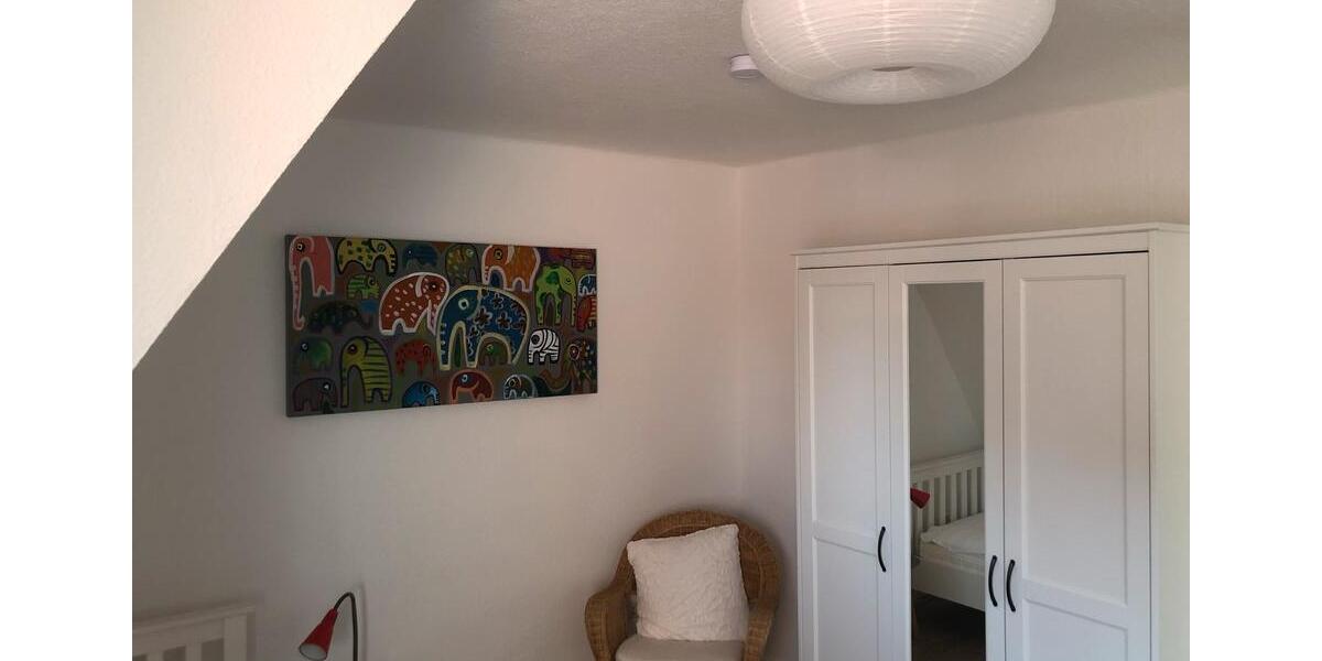 Wohnen auf Zeit Rinteln - 2 Zimmer, 80 m&sup2;, 360&euro; | Angebot:21298003