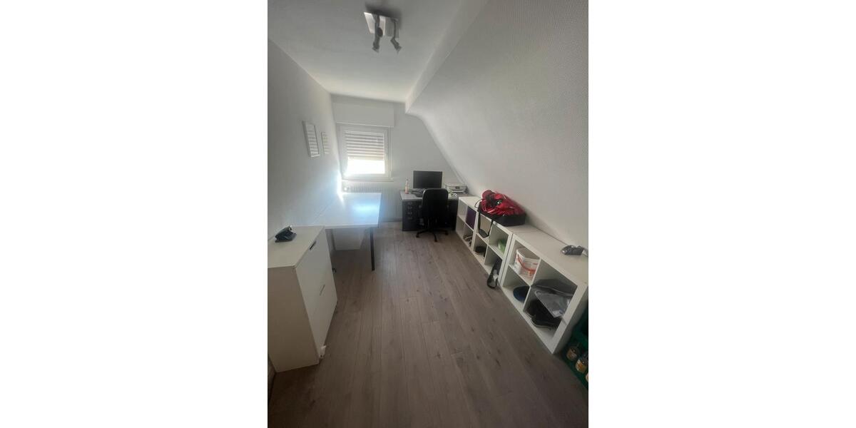 Dachgeschoßwohnung Hösbach - 3 Zimmer, 52 m&sup2;, 600&euro; | Angebot:26606093