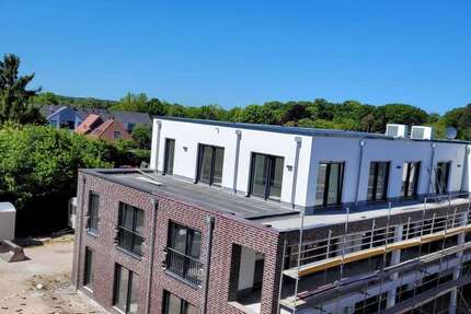 Wohnung zum Mieten in Zetel 985 € 98.45 m² 3 zimmer