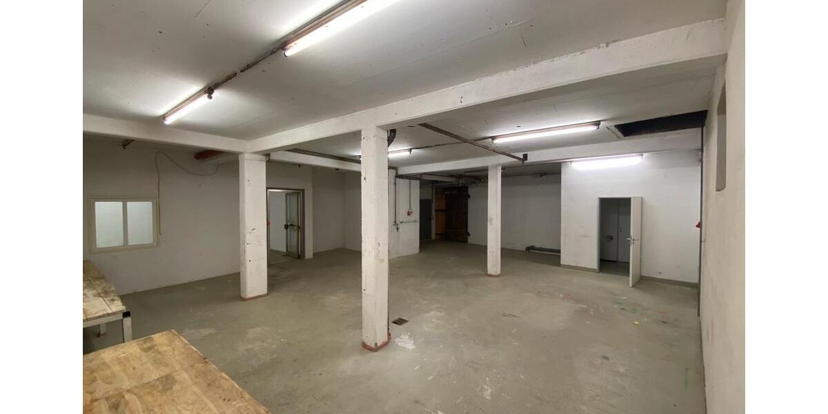 Gewerbeobjekt Ebringen - 950&euro; | Angebot:24303315