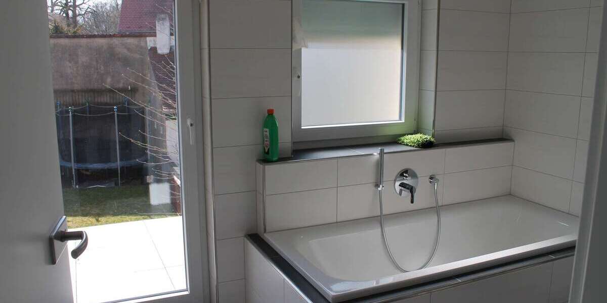 Reihenendhaus Forchheim - 3 Zimmer, 105 m&sup2;, 1.350&euro; | Angebot:24367402