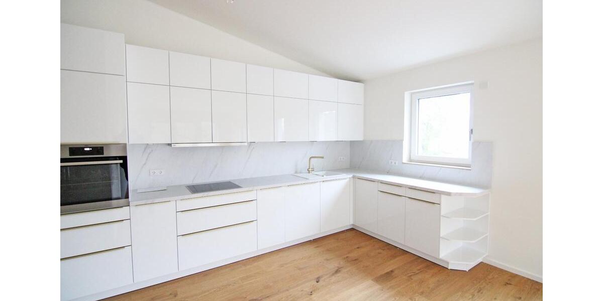 Lichtdurchflutetes Penthouse für Genießer: tolles Ambiente, mit Komfortausstattung und TiefgaragenplatzWallbox! 3 zimmer