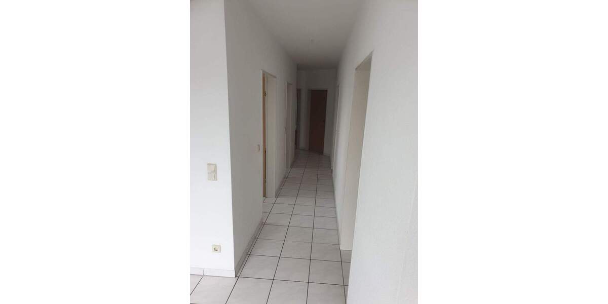 Etagenwohnung Weißenthurm - 4 Zimmer, 96 m&sup2;, 765&euro; | Angebot:25680270