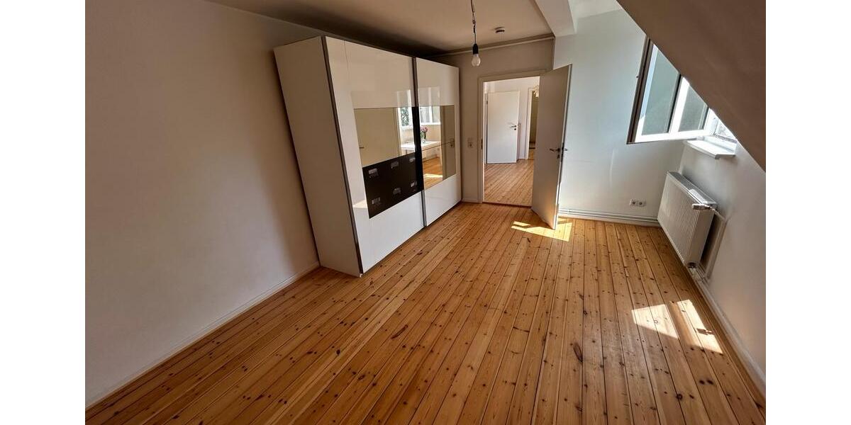 Wohnen auf Zeit Berlin Westend - 3 Zimmer, 80 m&sup2;, 650&euro; | Angebot:26647482
